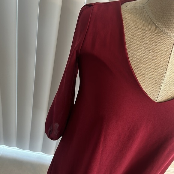 LULUS BURGUNDY V NECK SHIFT DRESS GUC SZ XS CAREER DATE NIGHT WEDDING PARTY - Picture 5 of 12
